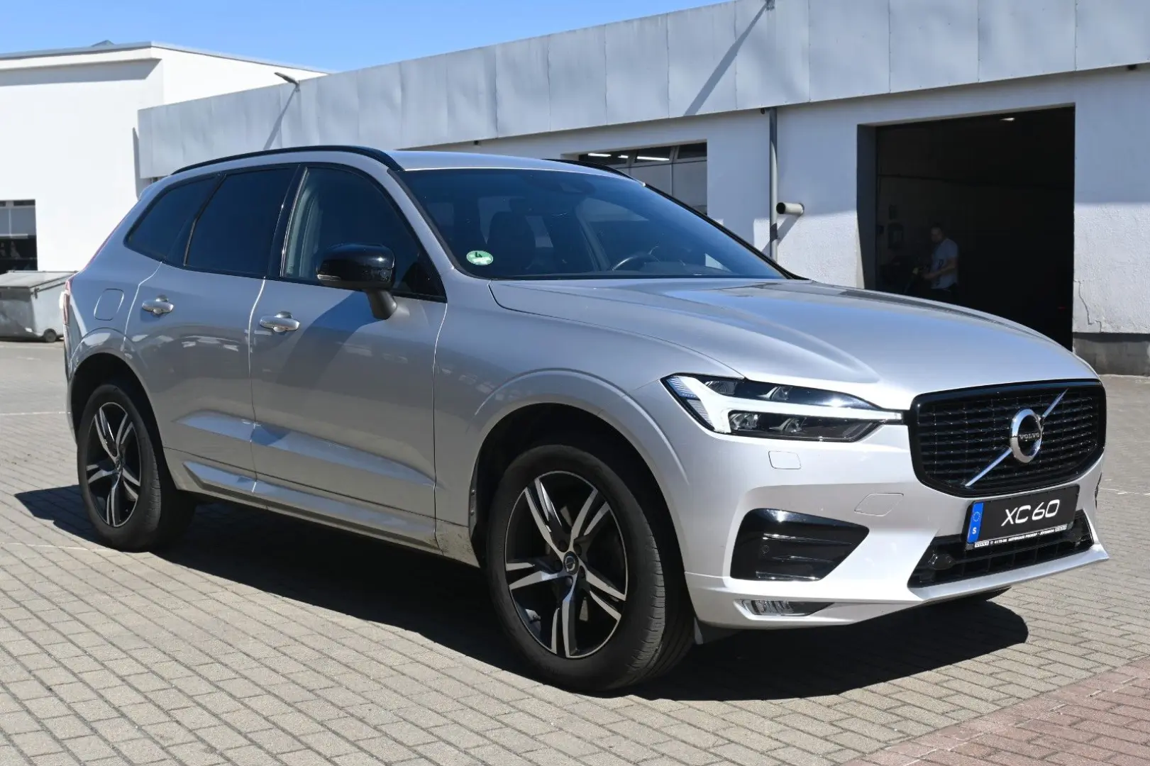XC60 B4 D AWD R-Design*Qi*RFK*STDHZG*ACC*AHK