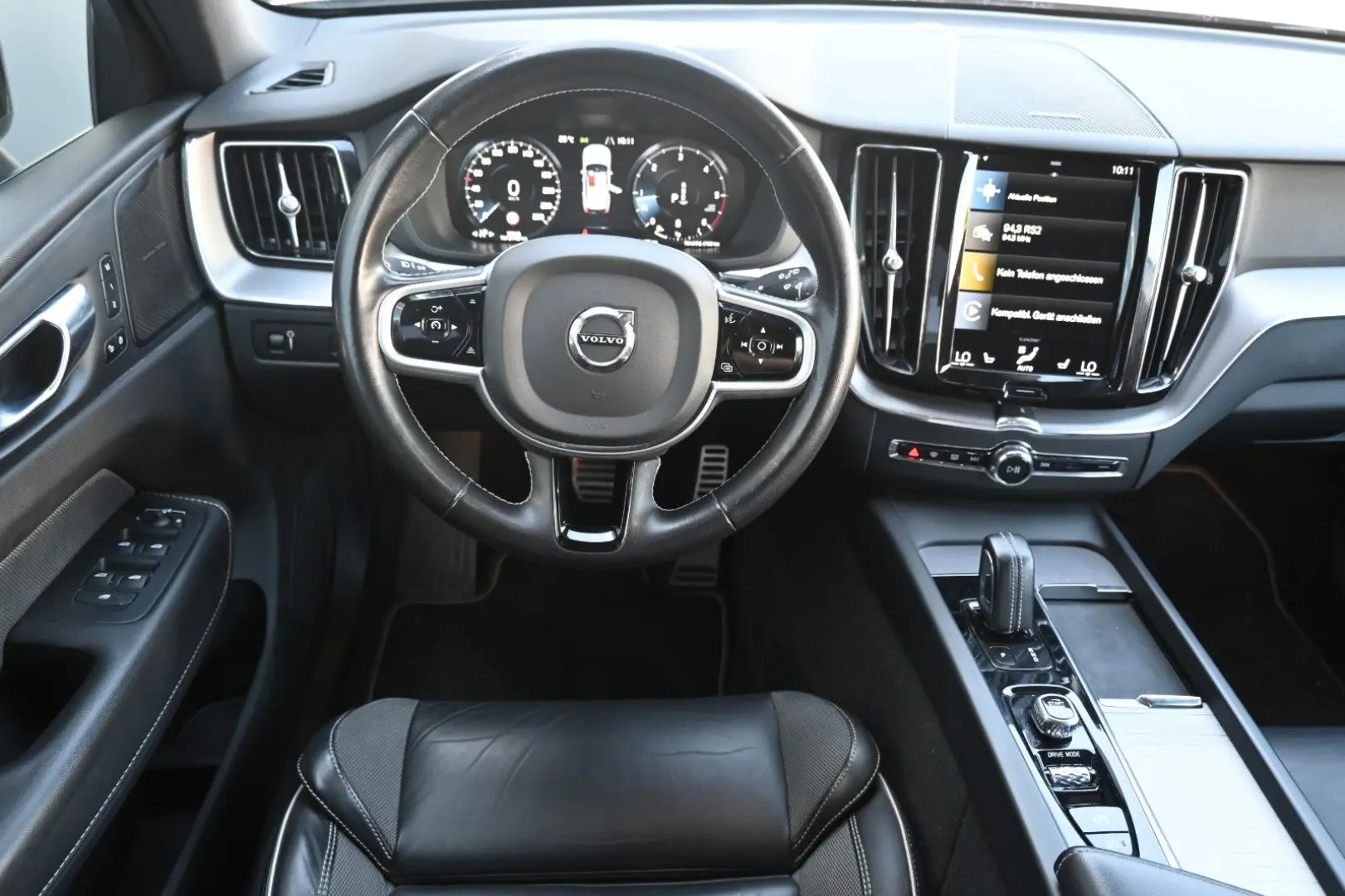 XC60 B4 D AWD R-Design*Qi*RFK*STDHZG*ACC*AHK
