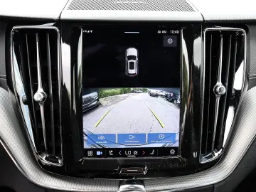 XC60 R Design 2WD B4 Diesel EU6d HUD El. Panodac
