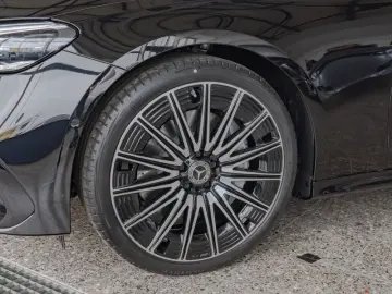 E 220 d 4M AMG-Sport/Pano/Burm4D/Sitzklima/Night