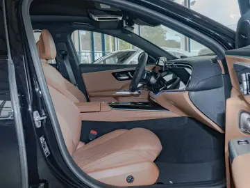E 220 d 4M AMG-Sport/Pano/Burm4D/Sitzklima/Night
