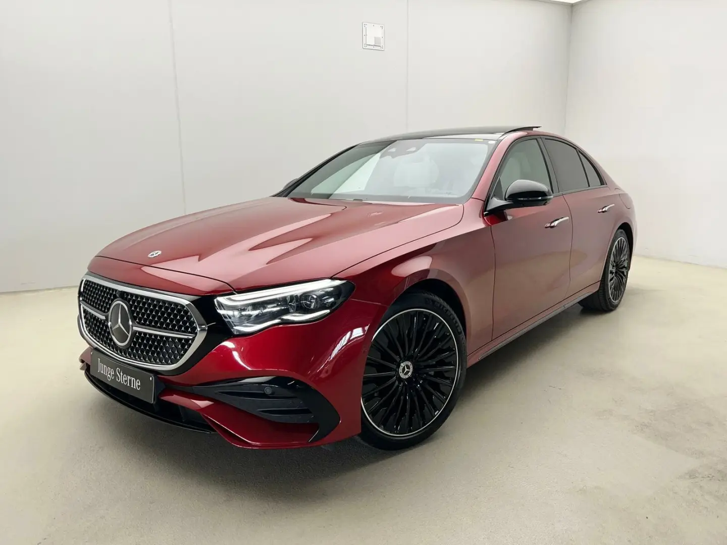 E 300de 4M AMG Premium+Night Pano+Airmatic+Massage+360