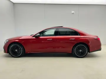 E 300de 4M AMG Premium+Night Pano+Airmatic+Massage+360