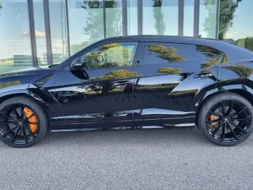 Urus 4.0 V8/23''/Pano/HUD/Anima/360