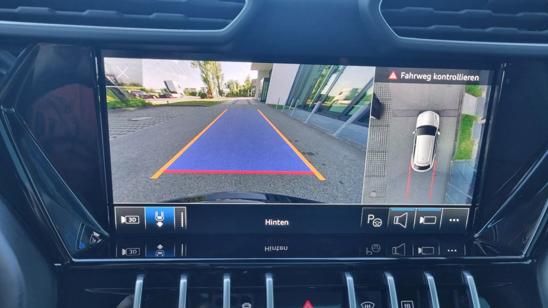 Urus 4.0 V8/23''/Pano/HUD/Anima/360