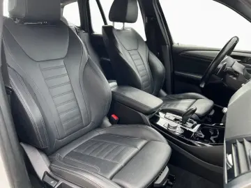 BMW X3 xDr.30i M Sport Pano. HUD LEASING