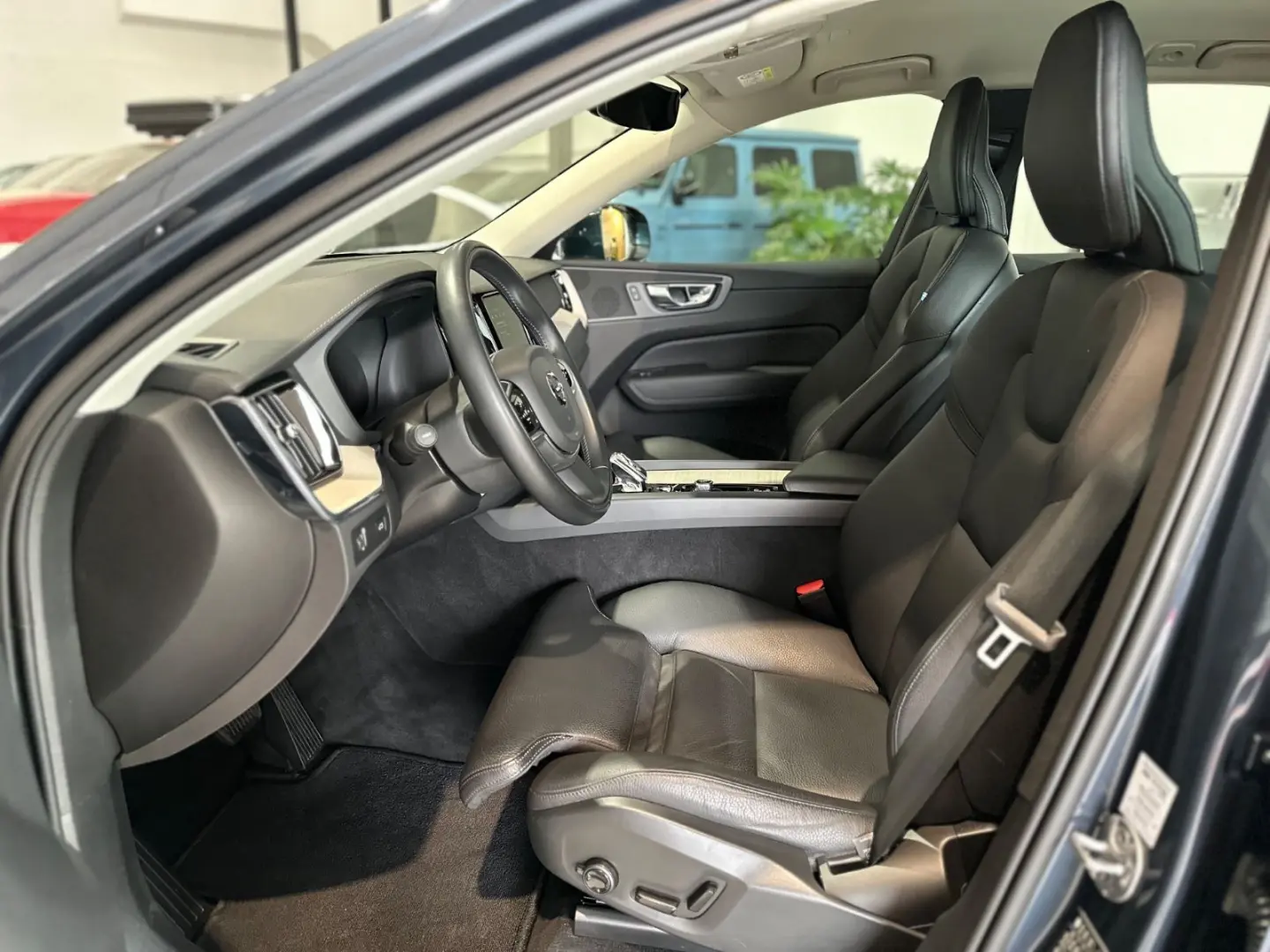 VOLVO XC60 B5 B AWD Plus Bright Inscription*LEASING