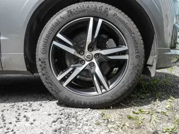 VOLVO XC60 R Design AWD B5 Benzin LEASING