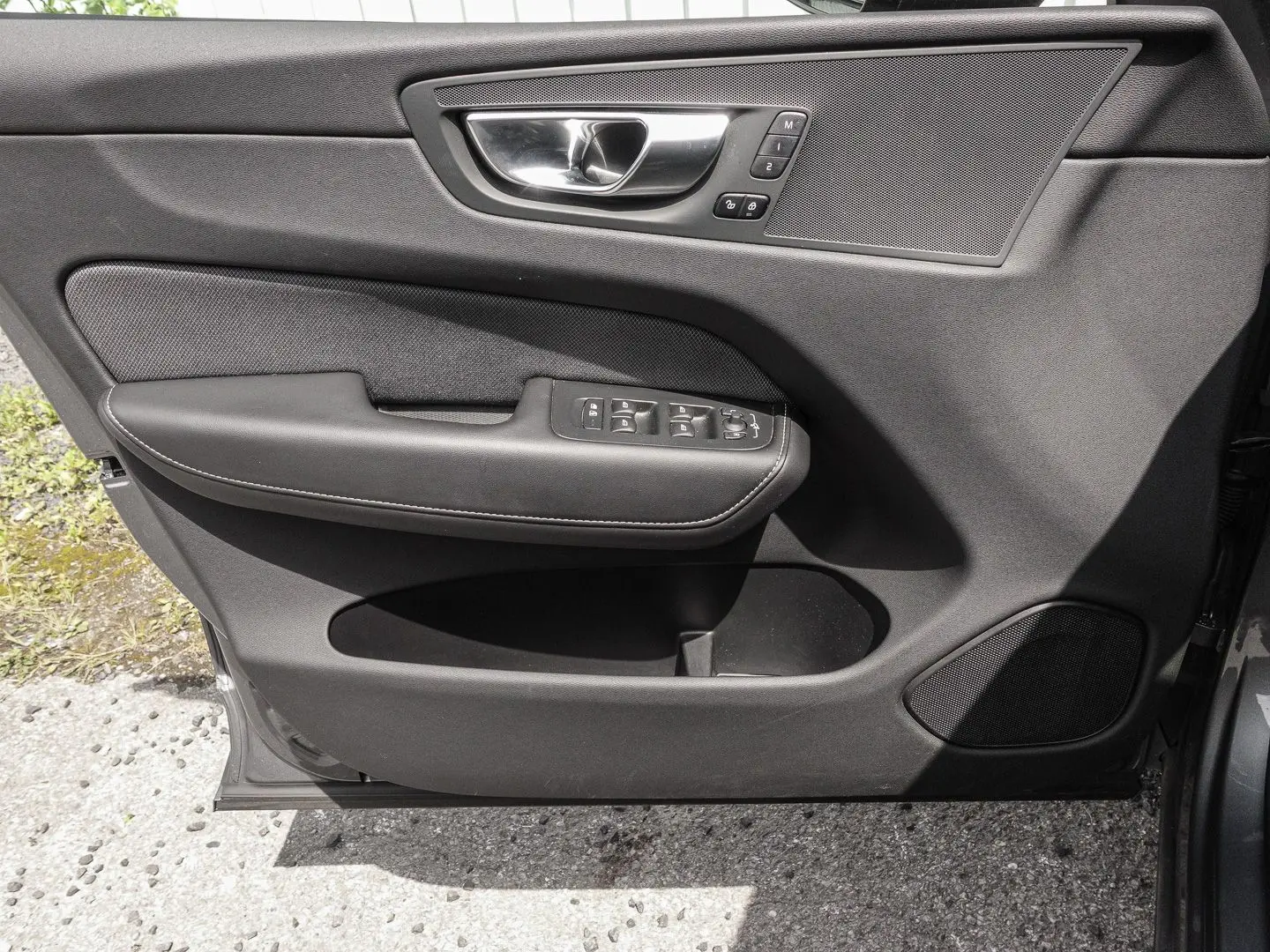 VOLVO XC60 R Design AWD B5 Benzin LEASING