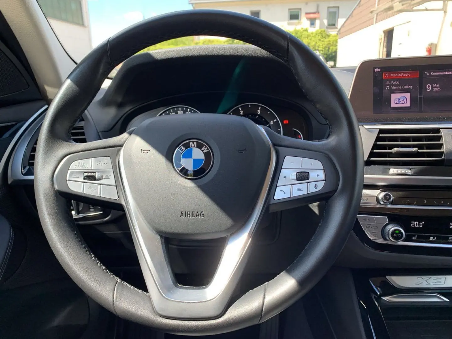 X3 xDrive 20d xLine AHK+NAVI+KAMERA 360+ALLRAD+