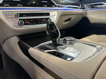 730d Baureihe Scheckheft-Digital Tacho-AppleCar