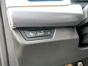 X1 xDrive 20d M-Sport AHK HUD 360° LED NAVI SHZ