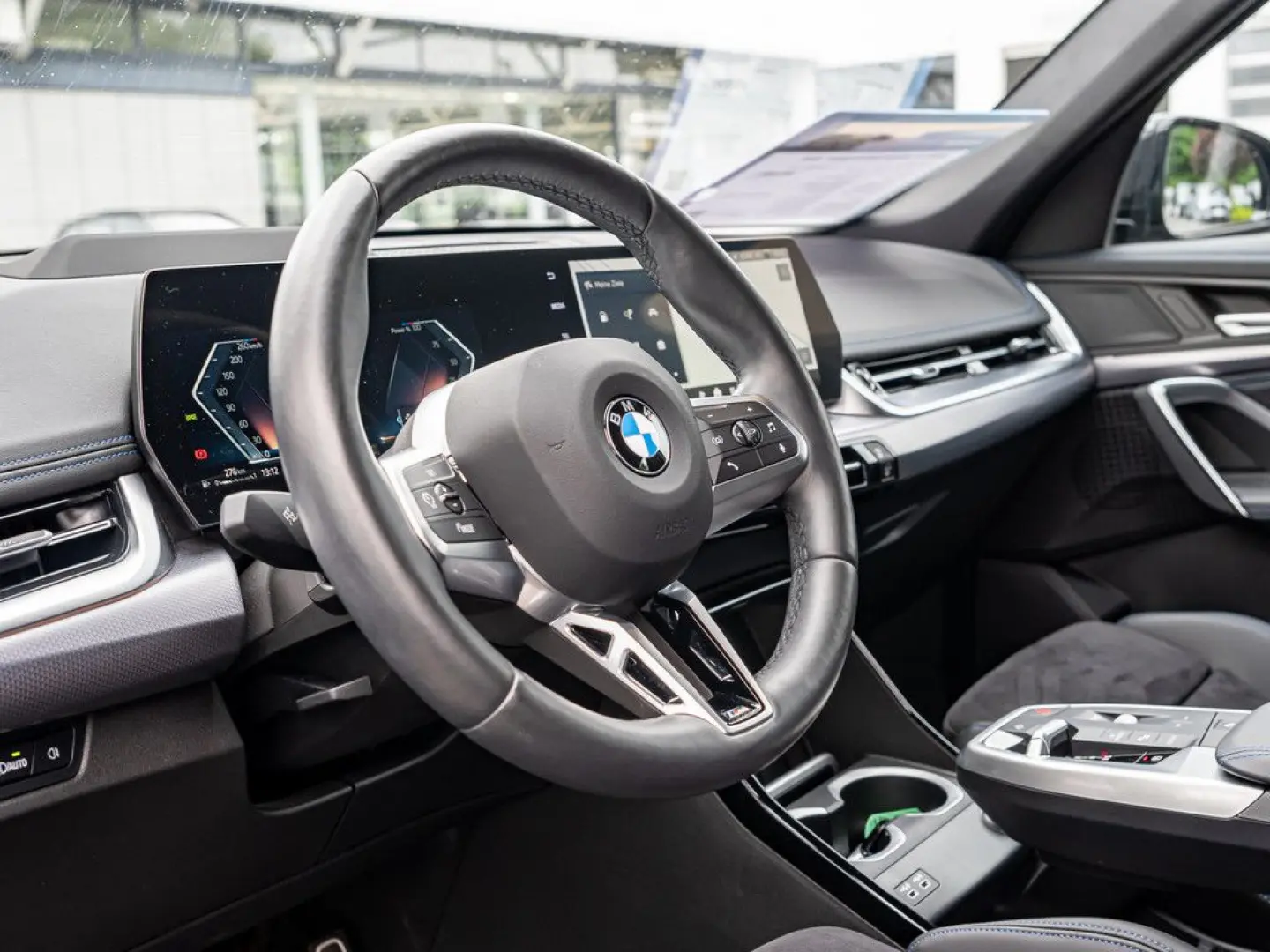 X1 xDrive 20d M-Sport AHK HUD 360° LED NAVI SHZ