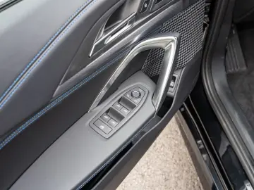 X1 xDrive 20d M-Sport AHK HUD 360° LED NAVI SHZ