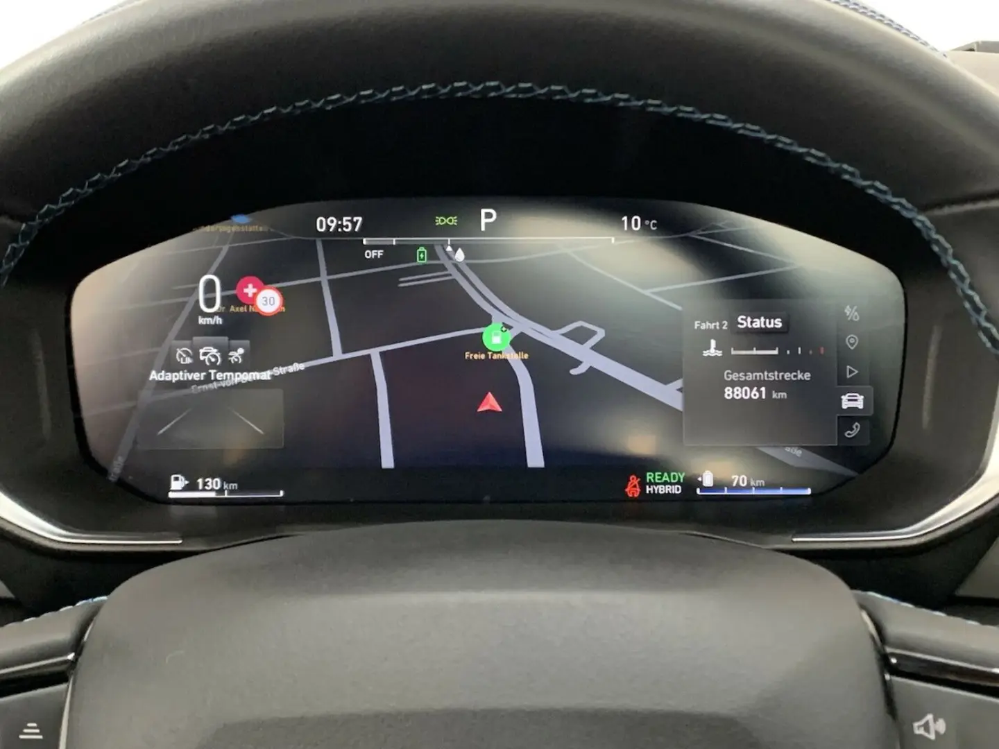01 1.5 T PHEV Pano/SHZ/Navi/Cam/PDC/17,6kWh
