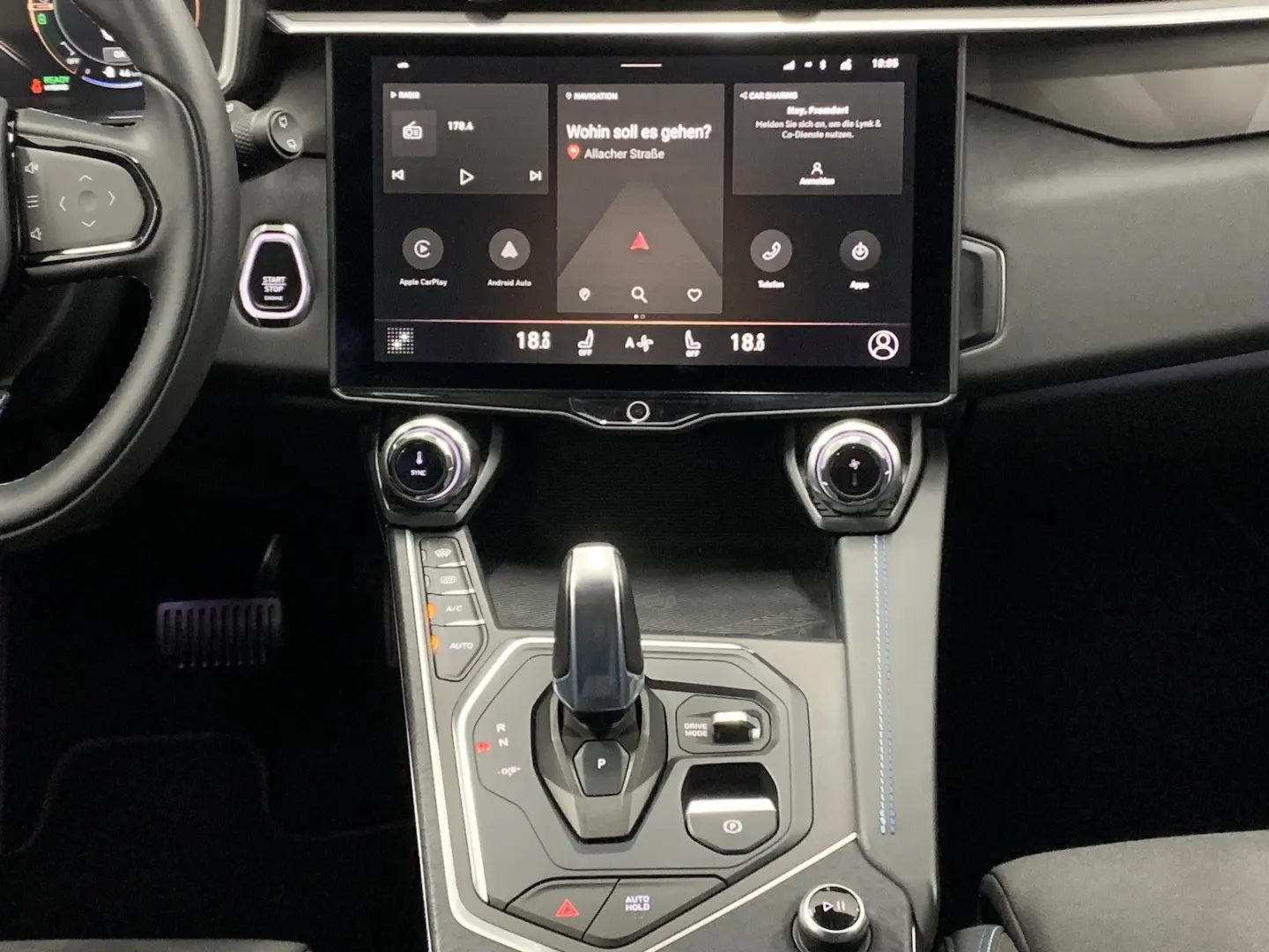 01 1.5 T PHEV Pano/SHZ/Navi/Cam/PDC/17,6kWh