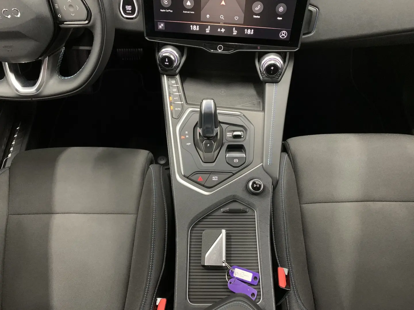 01 1.5 T PHEV Pano/SHZ/Navi/Cam/PDC/17,6kWh
