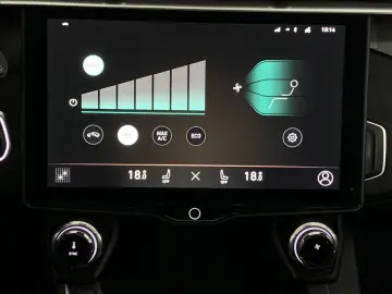 01 1.5 T PHEV Pano/SHZ/Navi/Cam/PDC/17,6kWh