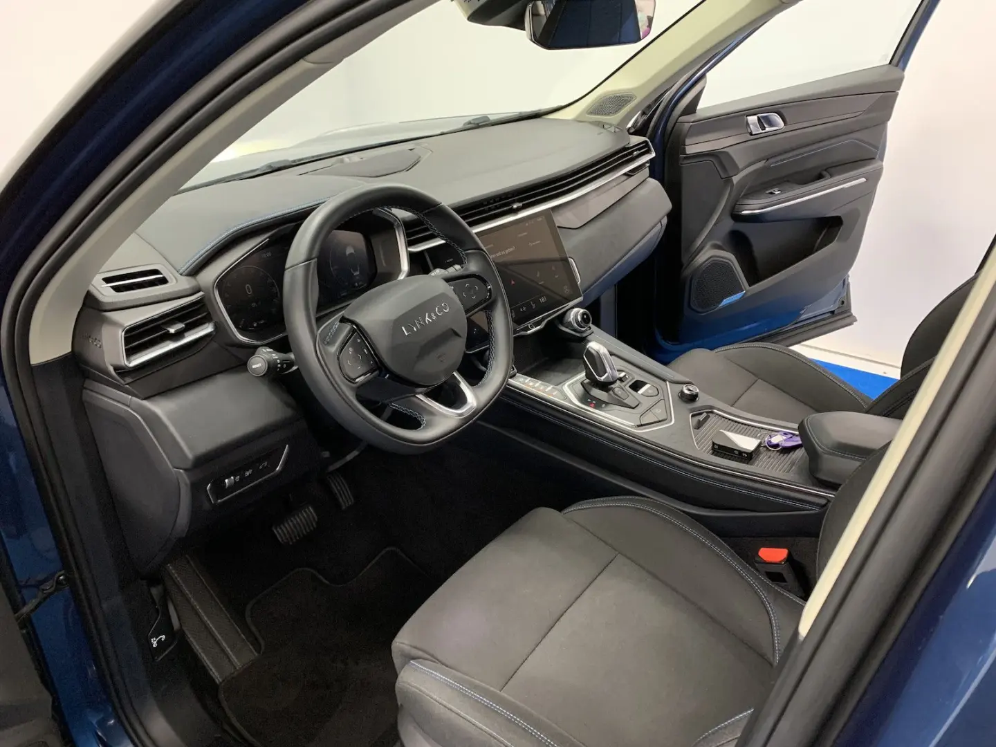01 1.5 T PHEV Pano/SHZ/Navi/Cam/PDC/17,6kWh