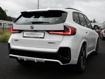 X1 xDrive 30 M-Sport AHK HUD 360° LED NAVI SHZ