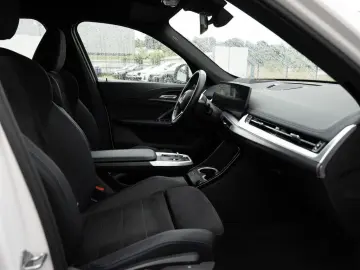 X1 xDrive 30 M-Sport AHK HUD 360° LED NAVI SHZ