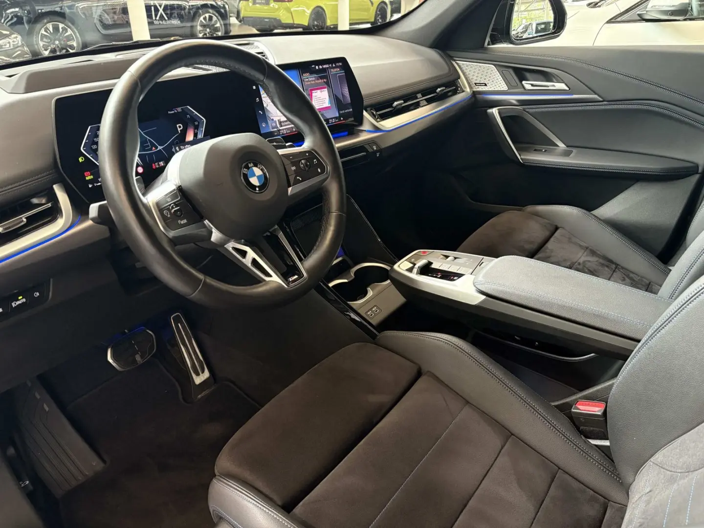 X1 xDrive23i M Sport DA+ PA+ HuD H/K AdapLED Shz