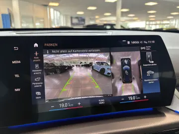 X1 xDrive23i M Sport DA+ PA+ HuD H/K AdapLED Shz