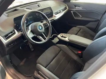 X1 xDrive25e M SPORT Sportpaket Bluetooth HUD