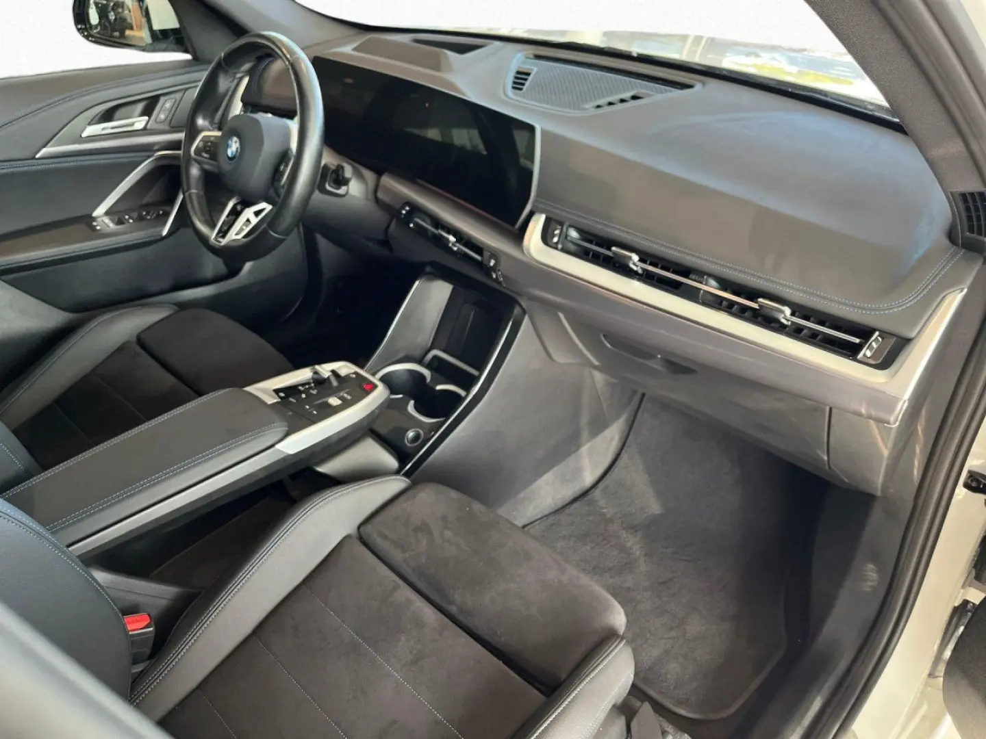 X1 xDrive25e M SPORT Sportpaket Bluetooth HUD