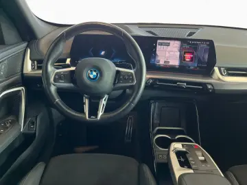 X1 xDrive25e M SPORT Sportpaket Bluetooth HUD