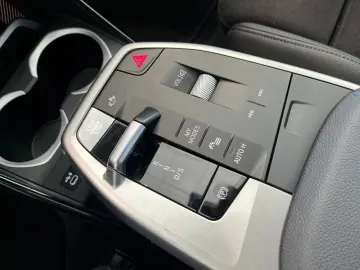 X1 xDrive25e M SPORT Sportpaket Bluetooth HUD