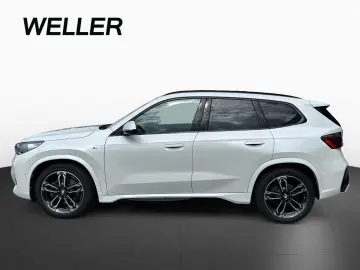 X1 xDrive23d M Sport  8-FACH 360° ACC AHK HUD