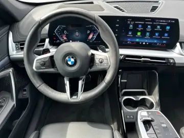 X1 xDrive23d M Sport  8-FACH 360° ACC AHK HUD