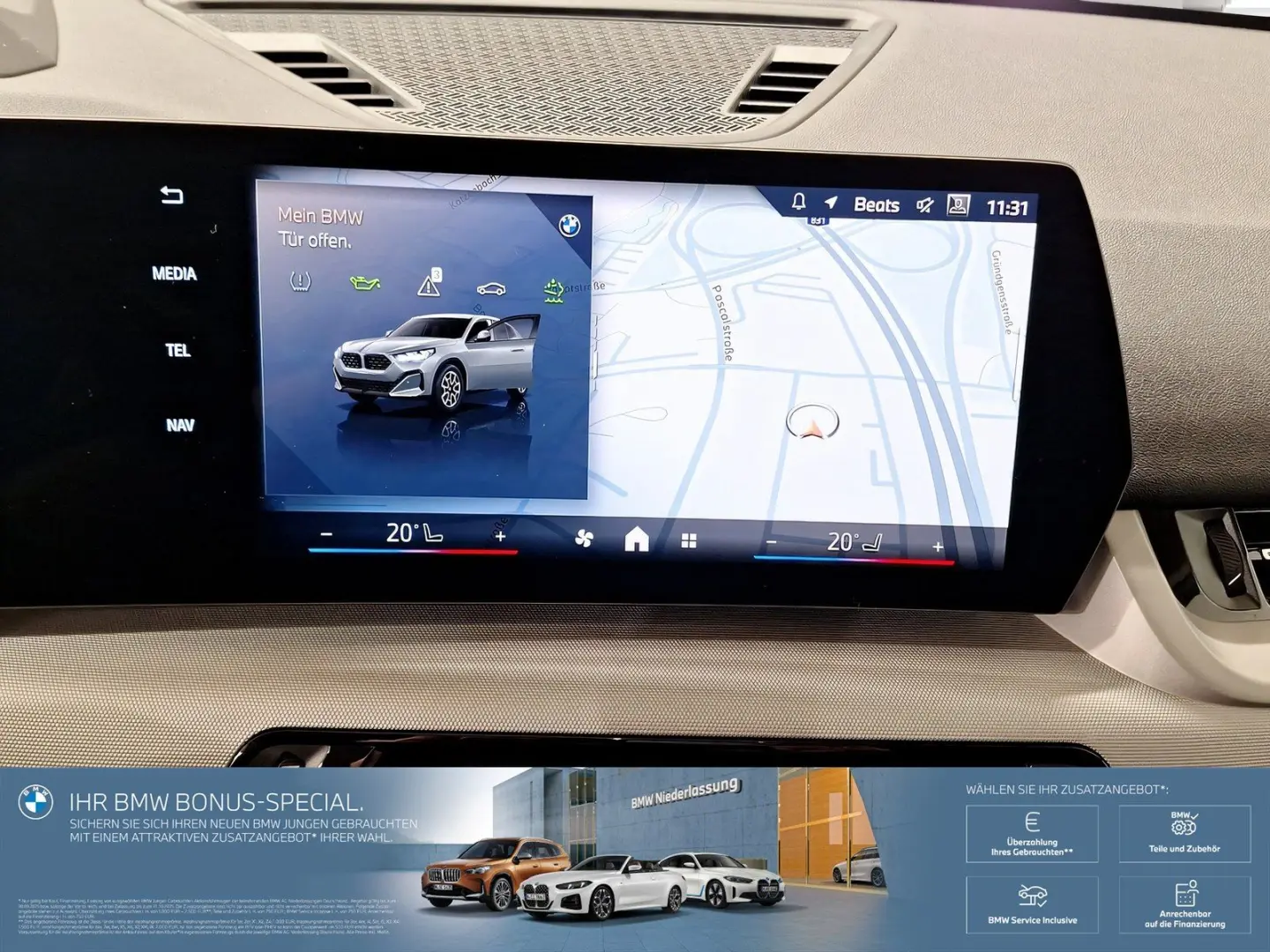 X2 xDrive20d AHK LiveCockpitProf Head-Up Kamera