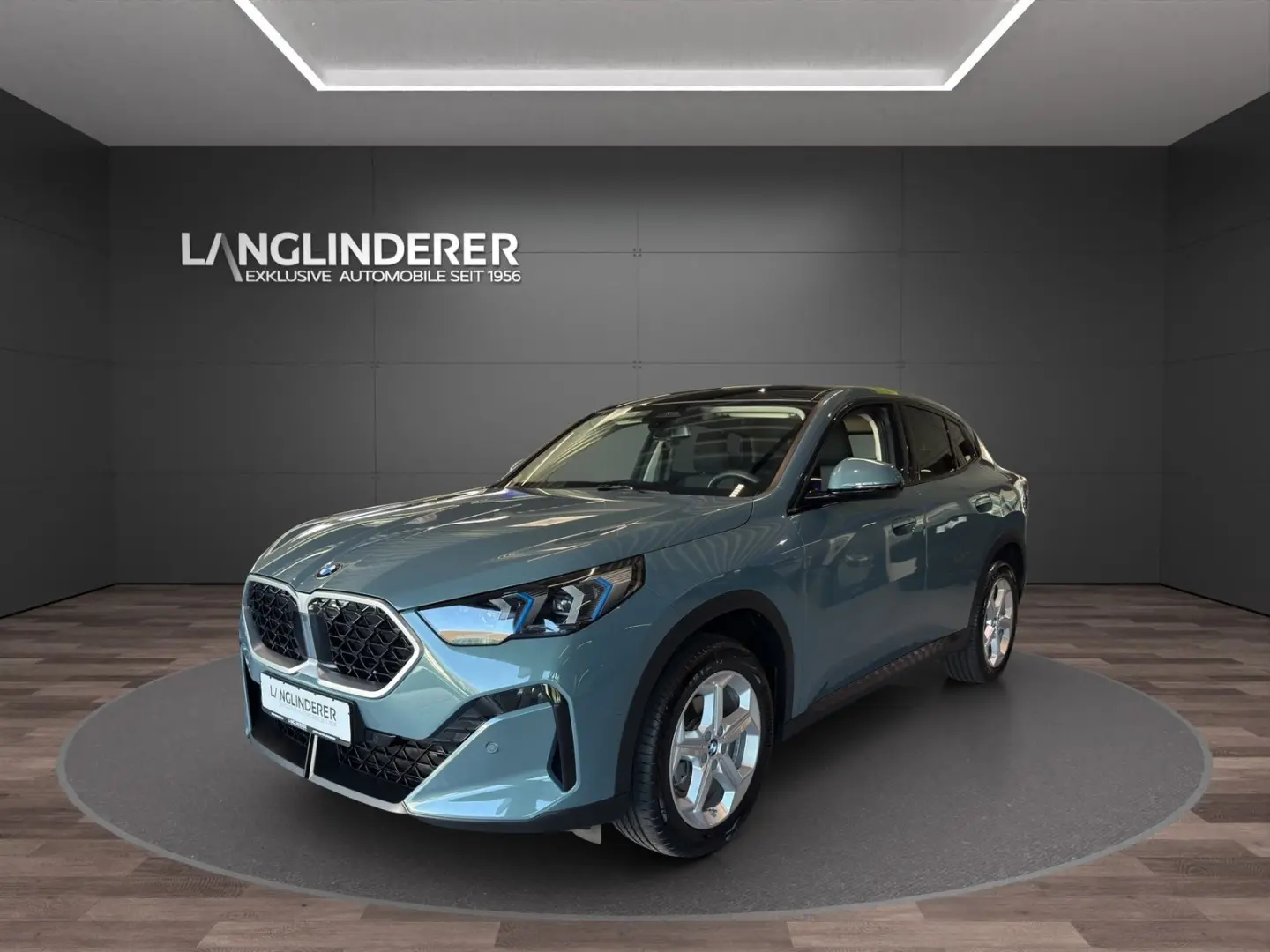 X2 xDrive20d NP 59.670,- WirelessCharging HiFi