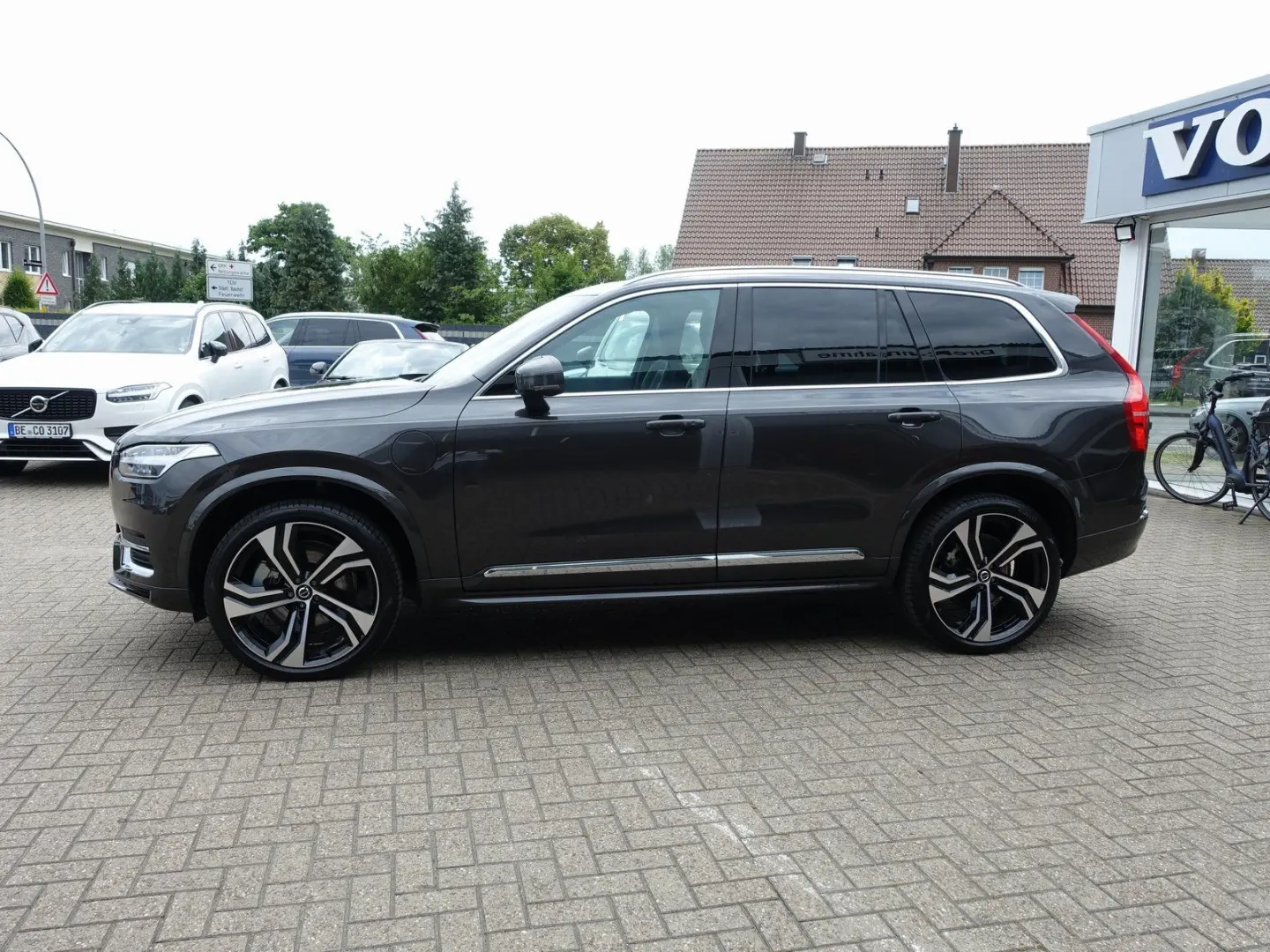 XC90T8 Bright AWD/HeadUP/Pano/FourC/AHK/360°/BLS