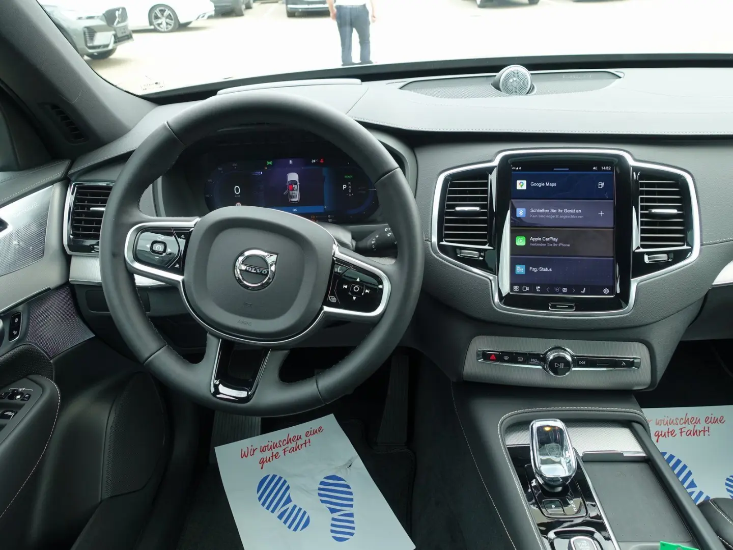 XC90T8 Bright AWD/HeadUP/Pano/FourC/AHK/360°/BLS