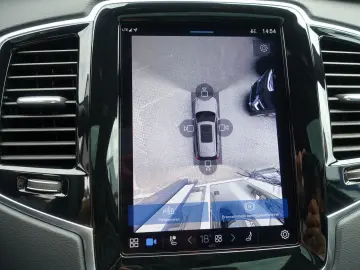 XC90T8 Bright AWD/HeadUP/Pano/FourC/AHK/360°/BLS