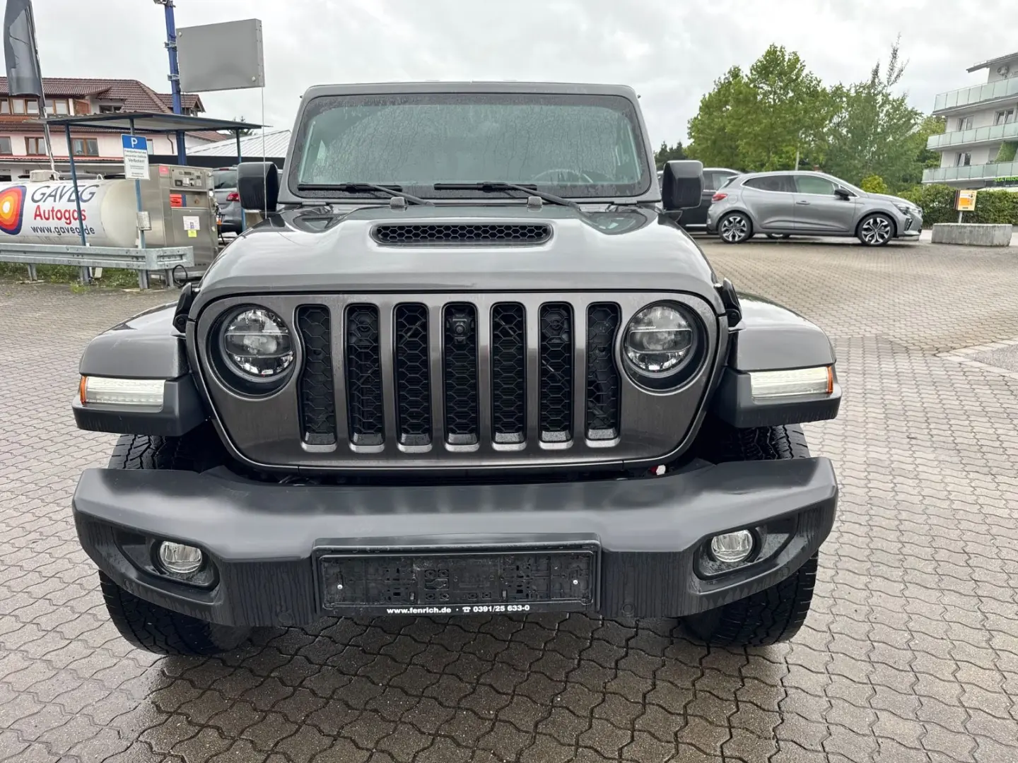 Gladiator Overland 4WD