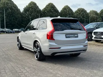 XC90 Recharge T8 AWD Plus Dark |LUFT|22
