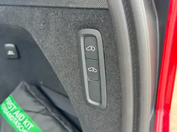 XC90 Recharge T8 AWD Plus Dark |LUFT|22