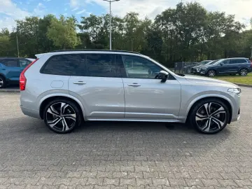 XC90 Recharge T8 AWD Plus Dark |LUFT|22