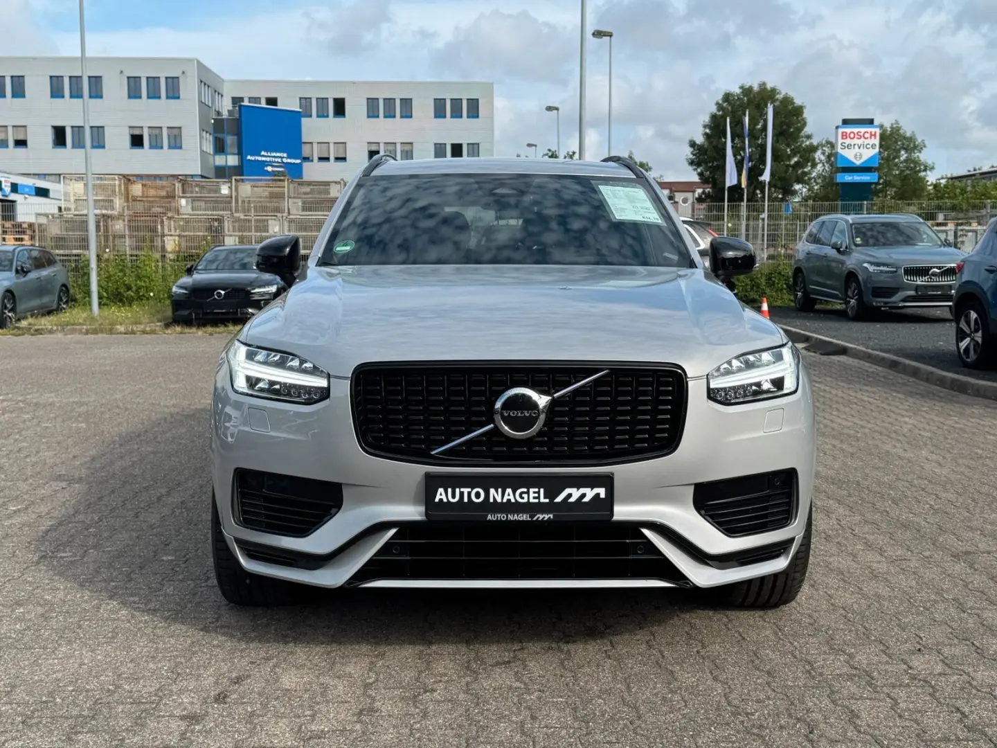 XC90 Recharge T8 AWD Plus Dark |LUFT|22