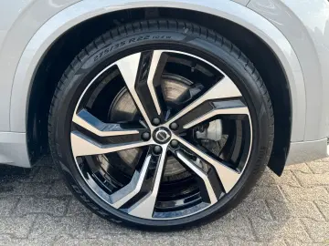 XC90 Recharge T8 AWD Plus Dark |LUFT|22