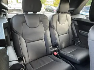 XC90 Recharge T8 AWD Plus Dark |LUFT|22