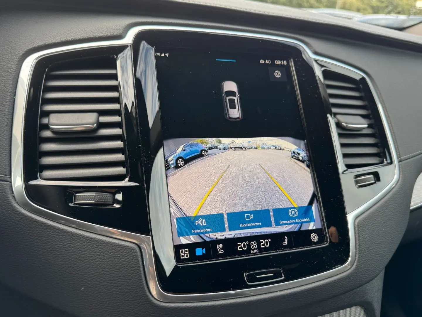 XC90 Recharge T8 AWD Plus Dark |LUFT|22