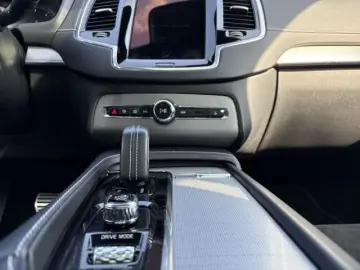 XC90 R Design B5 20''LM 7 Seat Pano ACC DAB Rück