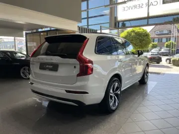 XC90  B5 D AWD RDesign LED BLIS BOWERS