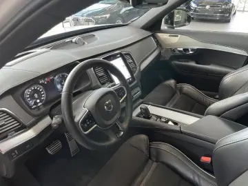 XC90  B5 D AWD RDesign LED BLIS BOWERS