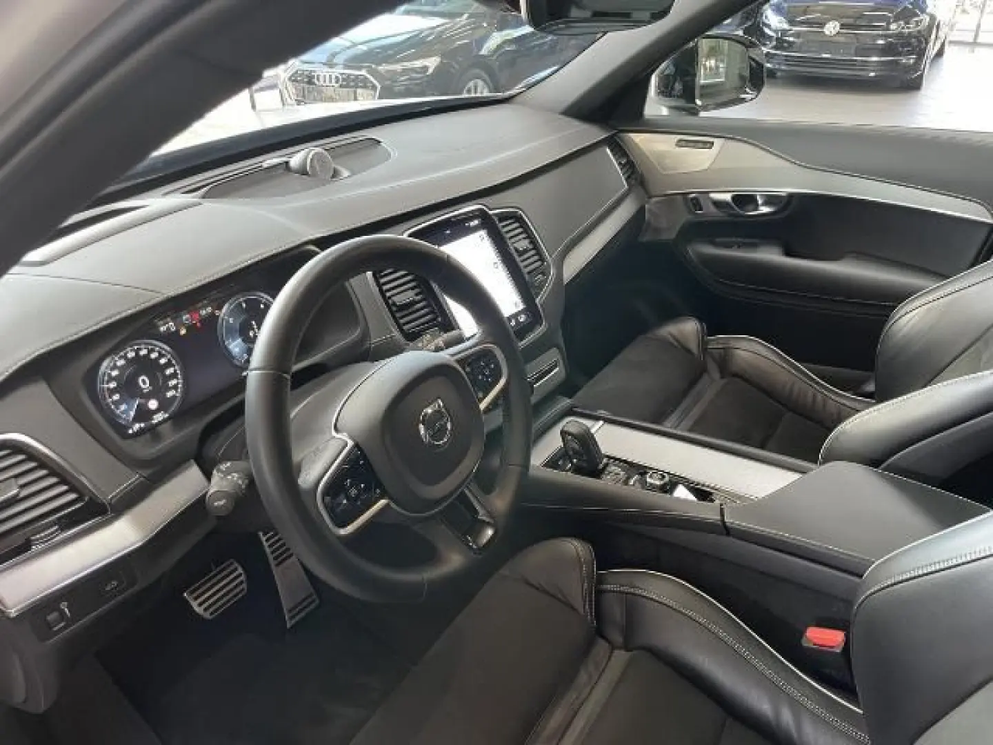 XC90  B5 D AWD RDesign LED BLIS BOWERS